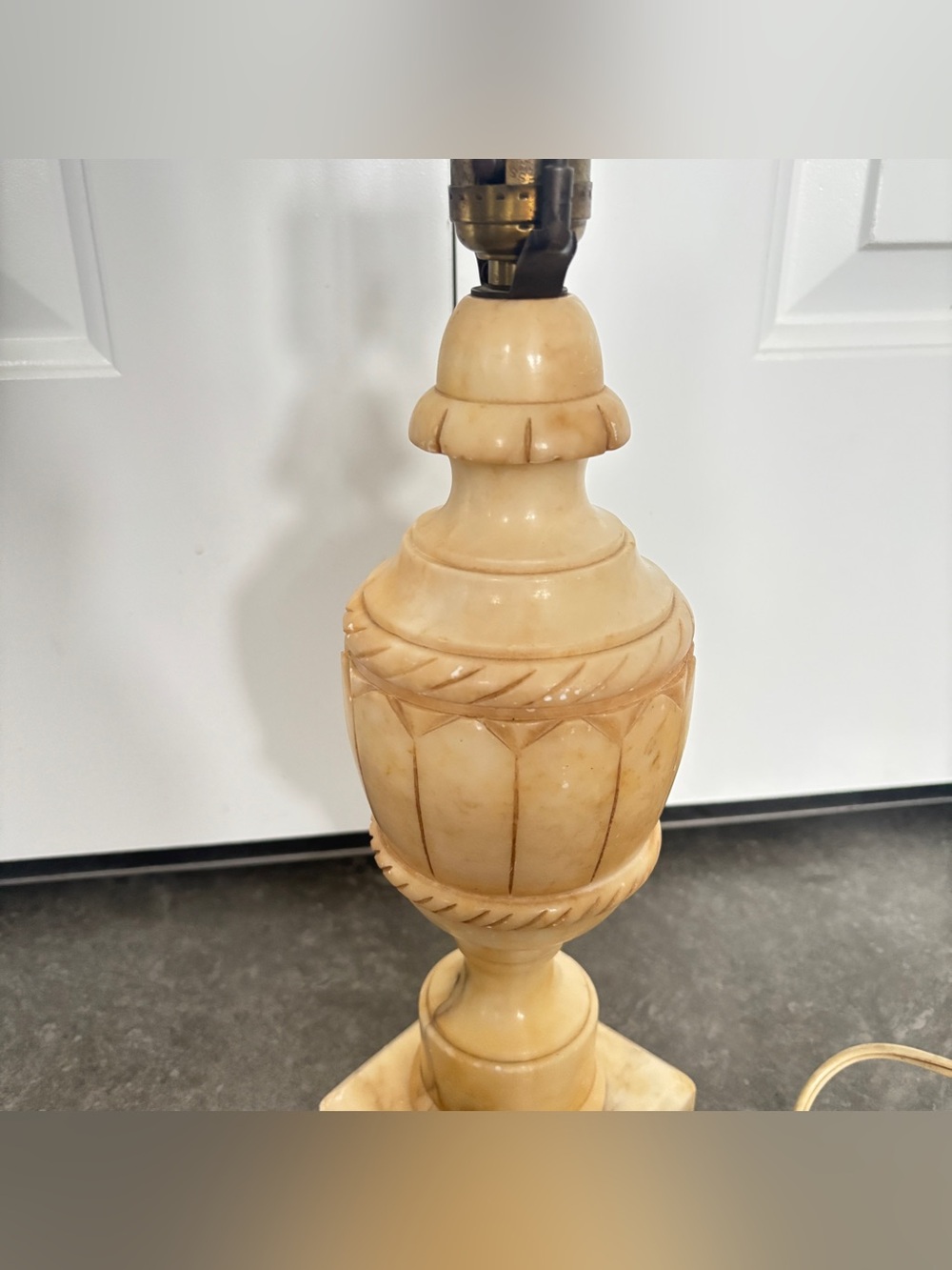 Vintage Italian Alabaster Marble Table Lamp *NO LAMPSHADE* - Picture 6 of 16